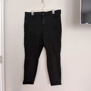 American Eagle Black Stretch Skinny Jean